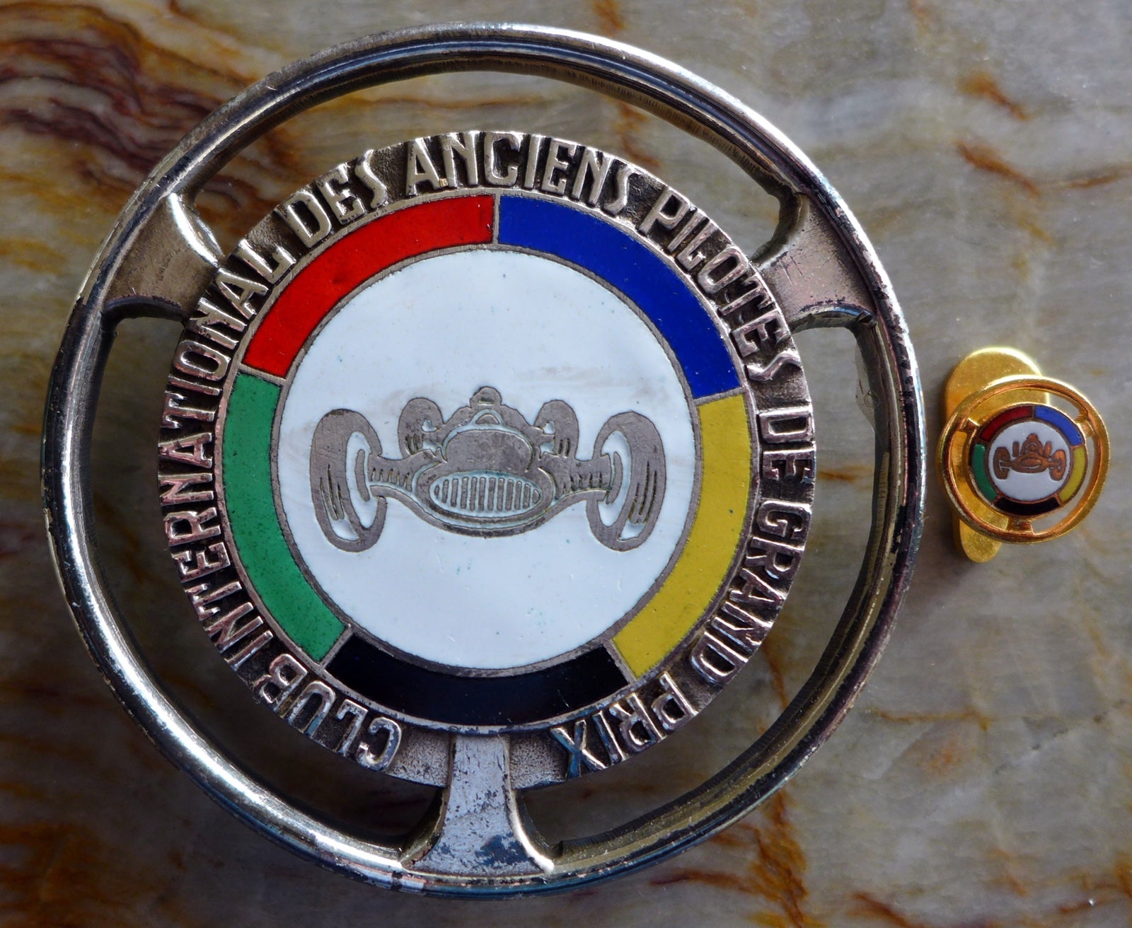 Club International des Anciens Pilotes de Grand Prix badge